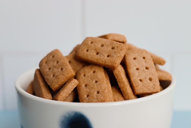 Cinnamon Graham Bites