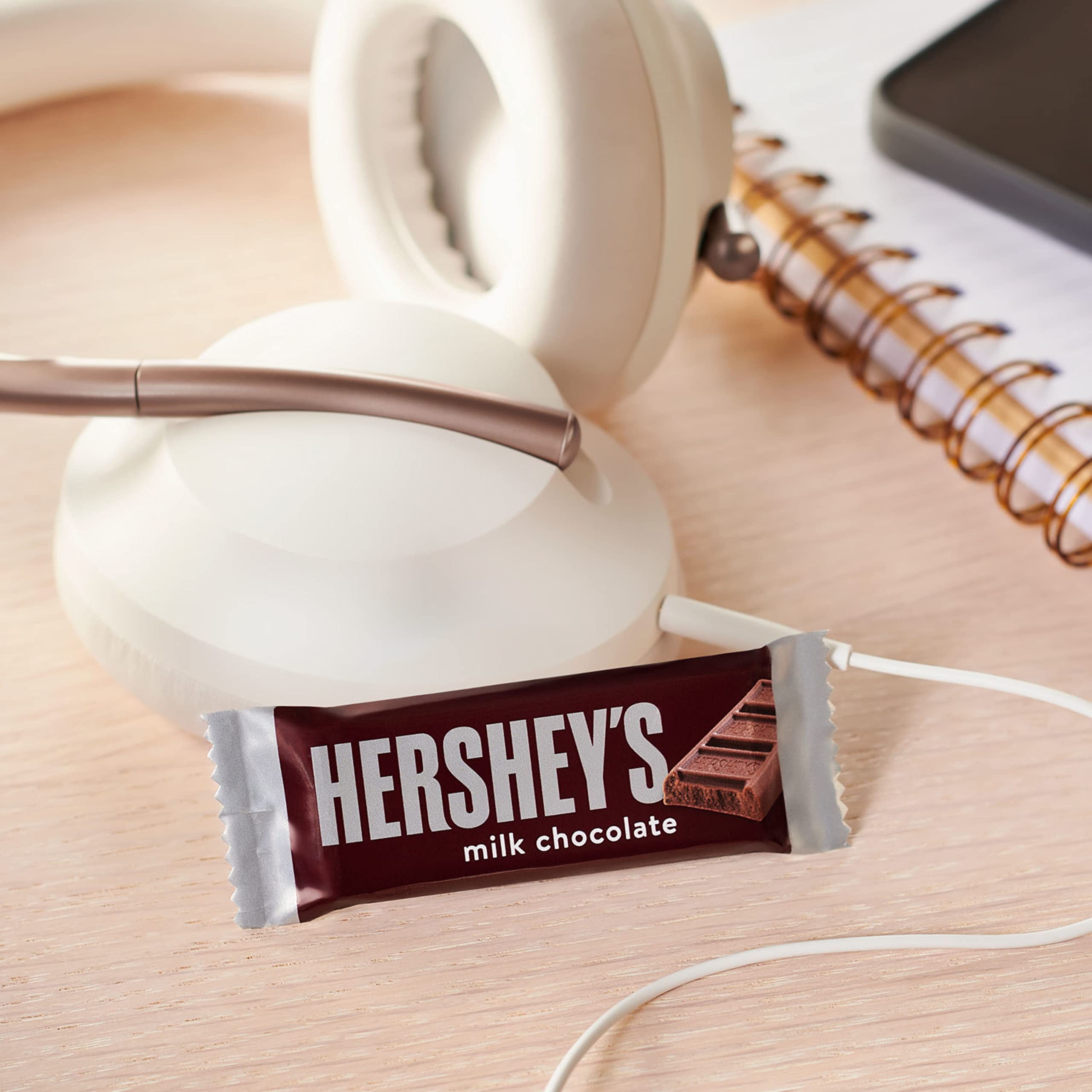 HERSHEY'S Hershey ' S Chocolate