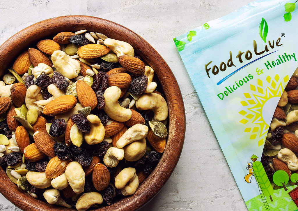 Organic Raw Seeds, Nuts and Raisins Mix